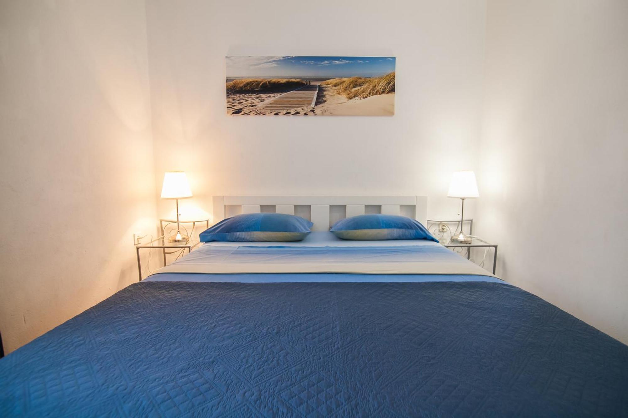Apartments Paula Бол Екстериор снимка